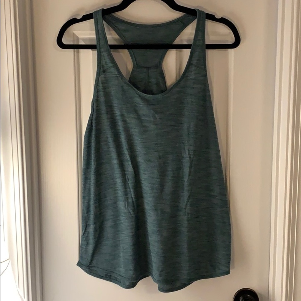 Essential tank pleated